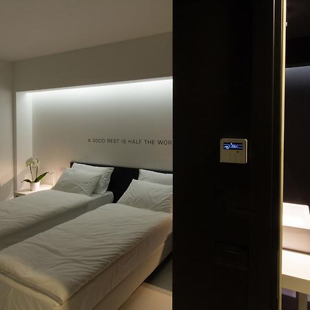 Bed and Breakfast Bed 'N Design Floridia Habitación foto